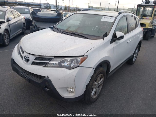 JTMWFREV6EJ007537 Toyota Rav4 Xle