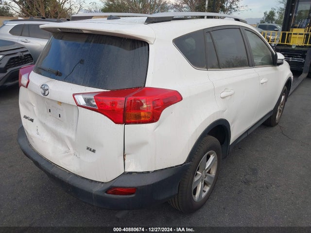 JTMWFREV6EJ007537 Toyota Rav4 Xle