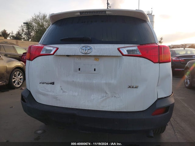 JTMWFREV6EJ007537 Toyota Rav4 Xle