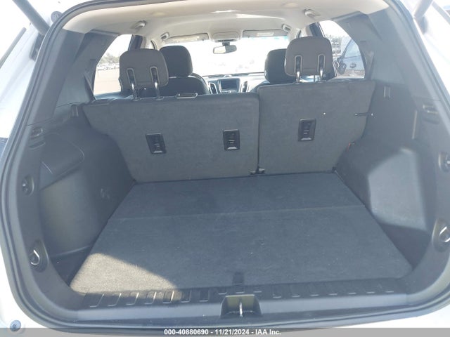 Chevrolet EQUINOX LT 2019 2GNAXKEV2K6291716 Image 8