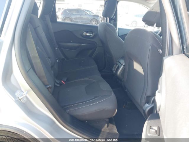 1C4PJLCB6GW137512 Jeep Cherokee Altitude