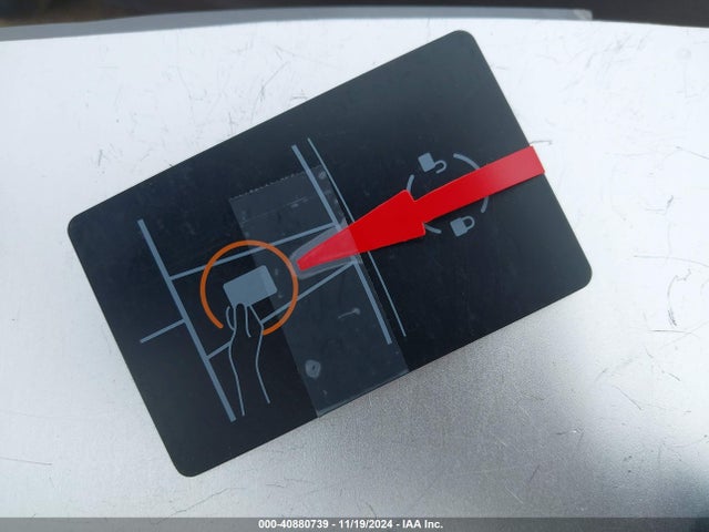 2024 TESLA MODEL Y 7SAYGDEE1RA312143 Photo 10