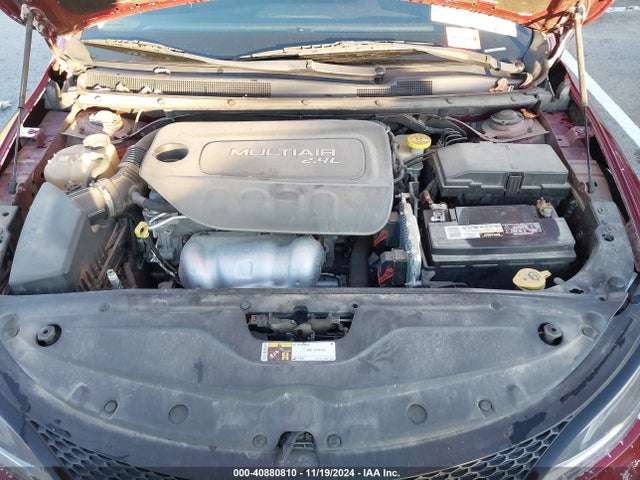 Chrysler 200 Limited 2015 1C3CCCAB3FN634389 Image 10