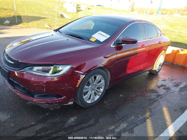 Chrysler 200 Limited 2015 1C3CCCAB3FN634389 Image 2