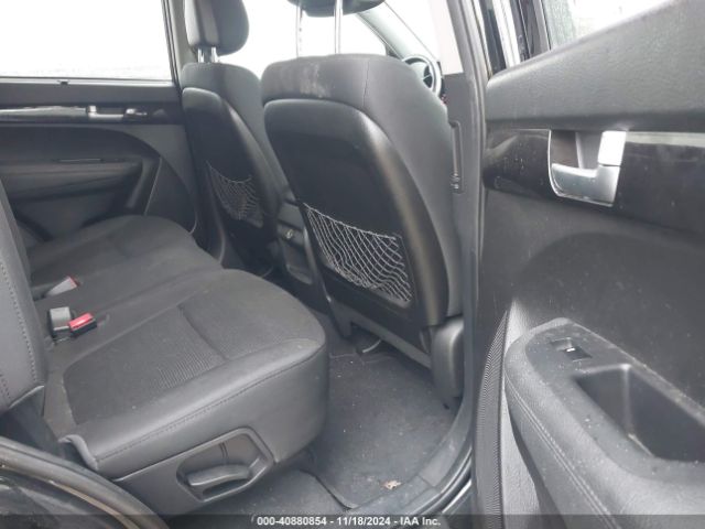 5XYKT4A62EG509888 KIA SORENTO LX