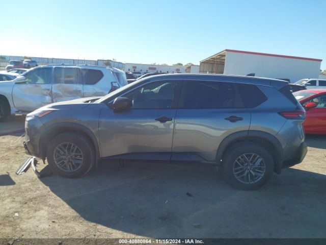 5N1BT3AA5PC749860 Nissan Rogue S Fwd