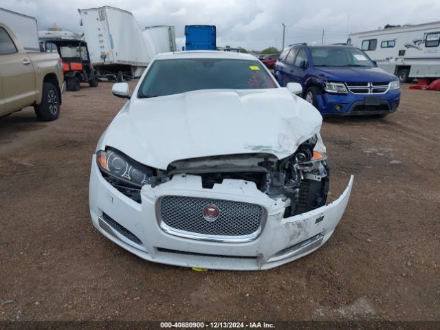 SAJWA0ES2EPU16648 Jaguar Xf I4 T