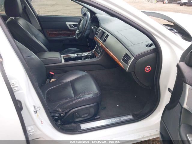 SAJWA0ES2EPU16648 Jaguar Xf I4 T