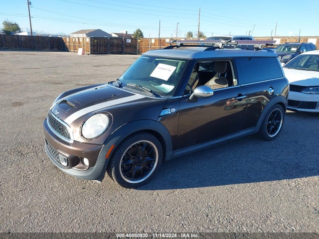 2011 MINI COOPER S CLUBMAN WMWZG3C50BTY30651 Photo 1