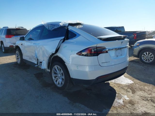 5YJXCBE21HF065092 Tesla MODEL X