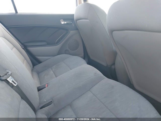KIA FORTE LX 2015 KNAFK4A60F5280333 Image 8