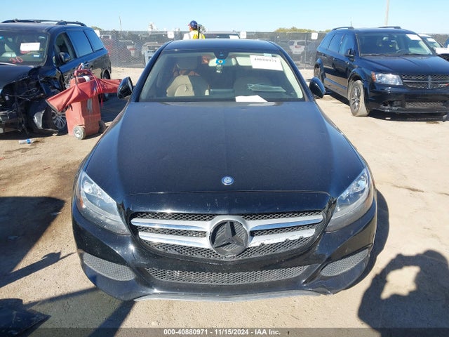 55SWF4JBXFU043382 Mercedes-Benz C 300 Luxury/sport
