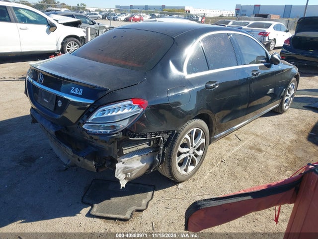 55SWF4JBXFU043382 Mercedes-Benz C 300 Luxury/sport