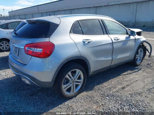 WDCTG4GB4JJ528895 Mercedes-Benz Gla 250 4matic
