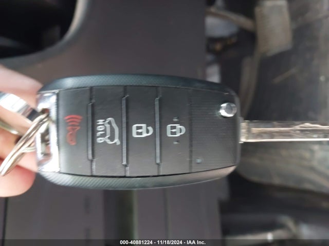 KIA Soul 2018 KNDJN2A27J7903806 Image 11