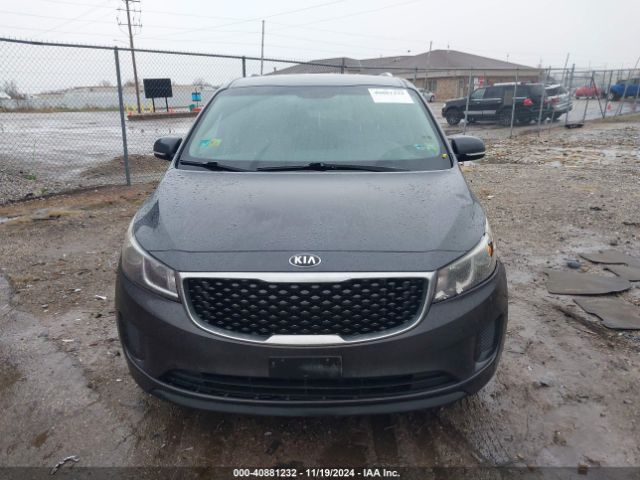 KNDMB5C17F6052373 KIA SEDONA LX