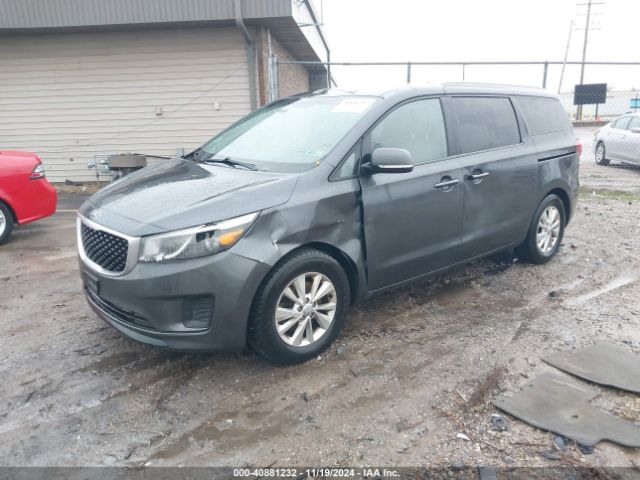 KNDMB5C17F6052373 KIA SEDONA LX