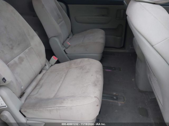 KNDMB5C17F6052373 KIA SEDONA LX