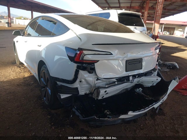 2024 TESLA MODEL 3 5YJ3E1EA0RF855902 Photo 2