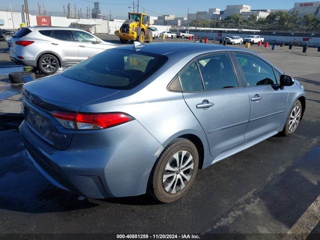 Toyota Corolla Hybrid Le 2022 JTDEAMDE2NJ048021 Image 4