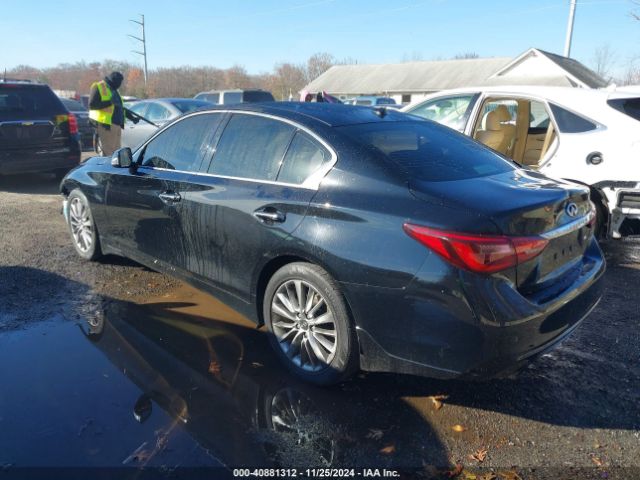 JN1EV7AR7JM438105 Infiniti Q50 3.0t Luxe