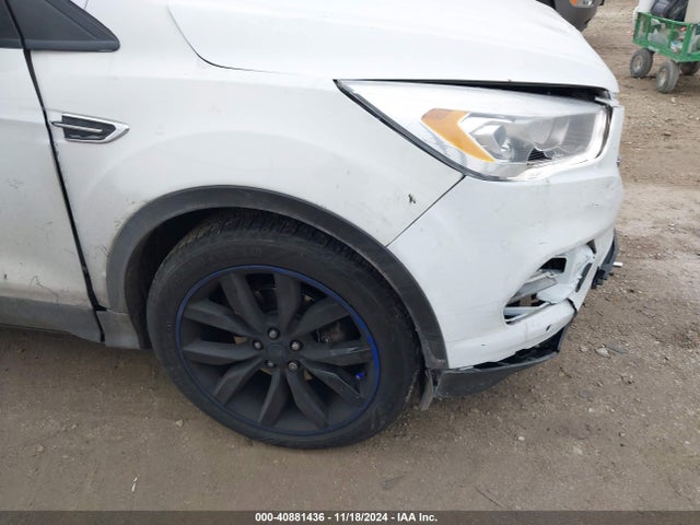 1FMCU0G94HUA55492 Ford ESCAPE SE