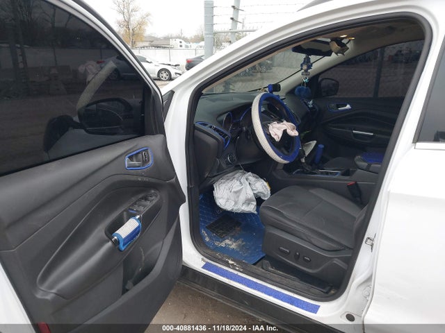 1FMCU0G94HUA55492 Ford ESCAPE SE