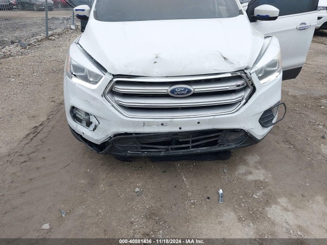 1FMCU0G94HUA55492 Ford ESCAPE SE
