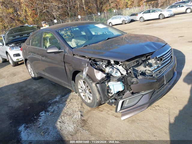 Hyundai SONATA SE 2016 5NPE24AF0GH435317 Image 1