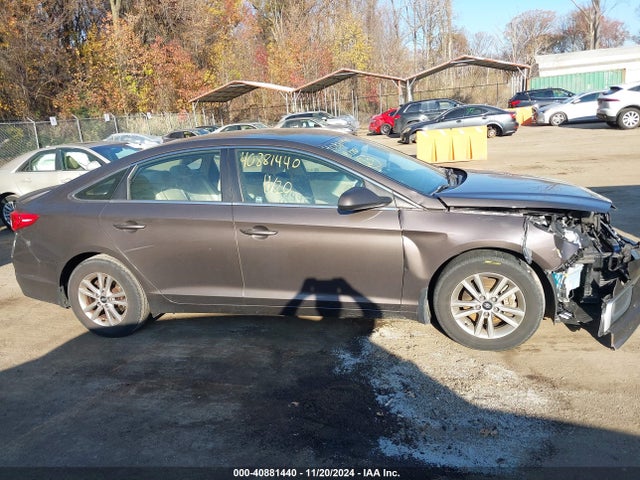 Hyundai SONATA SE 2016 5NPE24AF0GH435317 Image 13