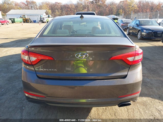 Hyundai SONATA SE 2016 5NPE24AF0GH435317 Image 16