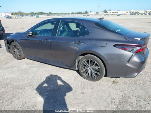 4T1G11AK6NU499366 Toyota CAMRY SE