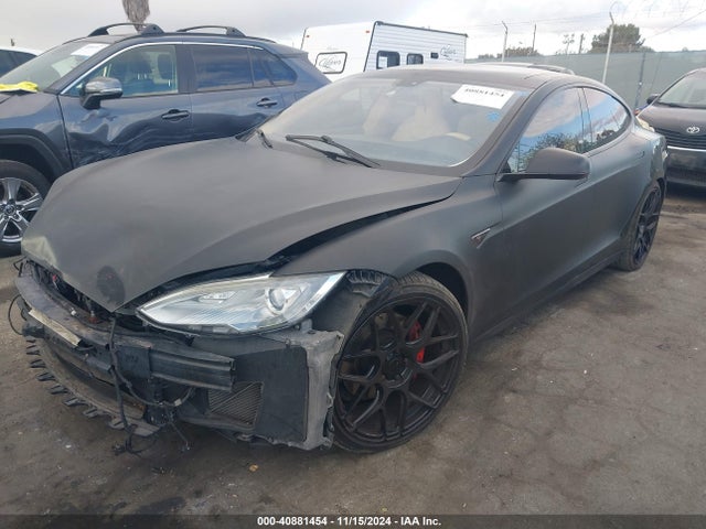2013 TESLA MODEL S 5YJSA1DN3DFP10695 Photo 1