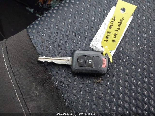 Mitsubishi Outlander Es 2017 JA4AZ2A33HZ028326 Image 11