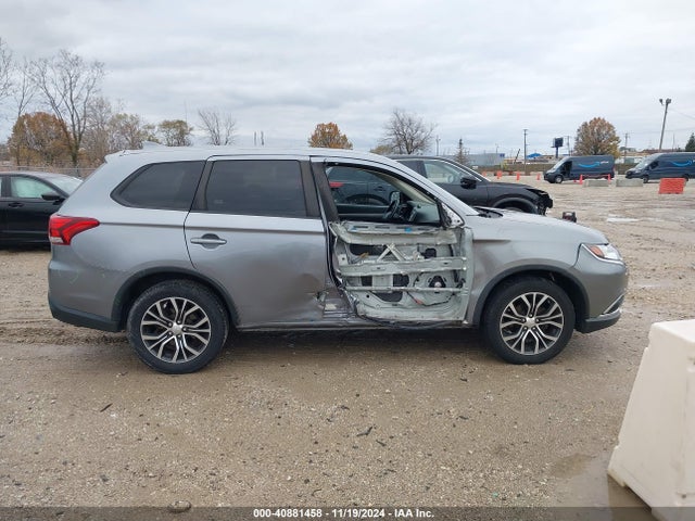 Mitsubishi Outlander Es 2017 JA4AZ2A33HZ028326 Image 13
