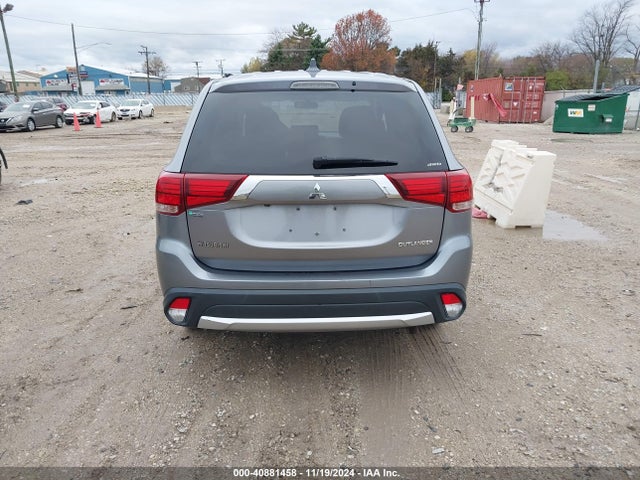 Mitsubishi Outlander Es 2017 JA4AZ2A33HZ028326 Image 16