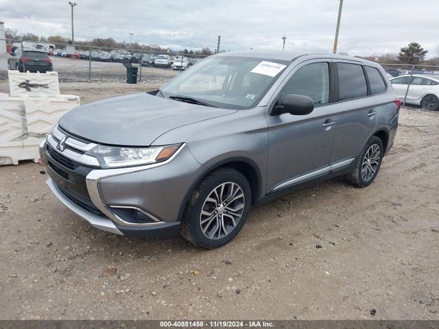 Mitsubishi Outlander Es 2017 JA4AZ2A33HZ028326 Image 2