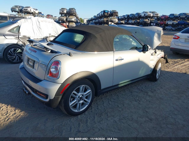 2013 MINI ROADSTER WMWSY3C58DT594140 Photo 3