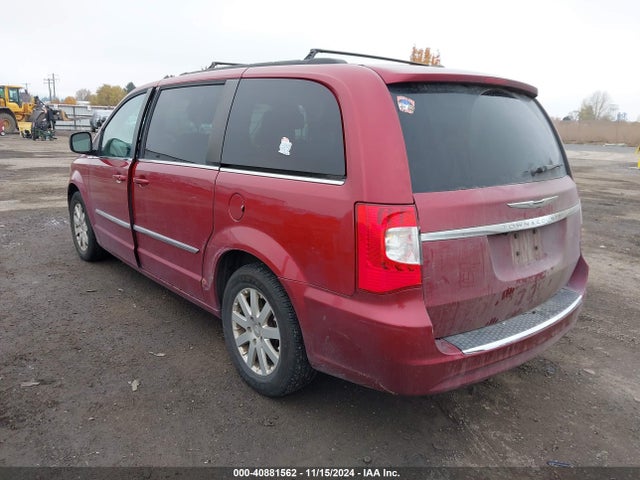 40881562 :رقم المزاد ، 2C4RC1BG9FR573038 vin ، 2015 Chrysler Town & Country Touring مزاد بيع