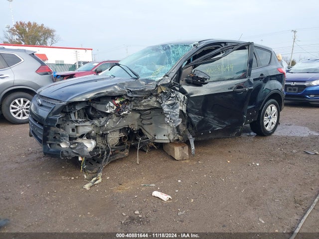 Ford ESCAPE S 2015 1FMCU0F76FUB16063 Image 2
