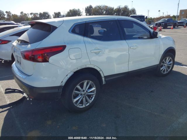 JN1BJ1CP9JW105710 Nissan Rogue Sport S