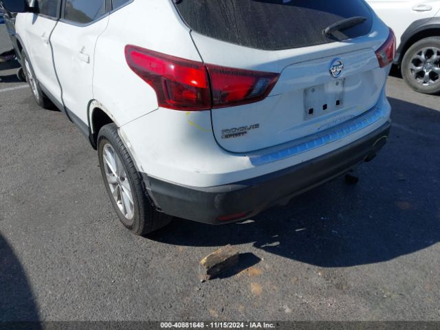 JN1BJ1CP9JW105710 Nissan Rogue Sport S