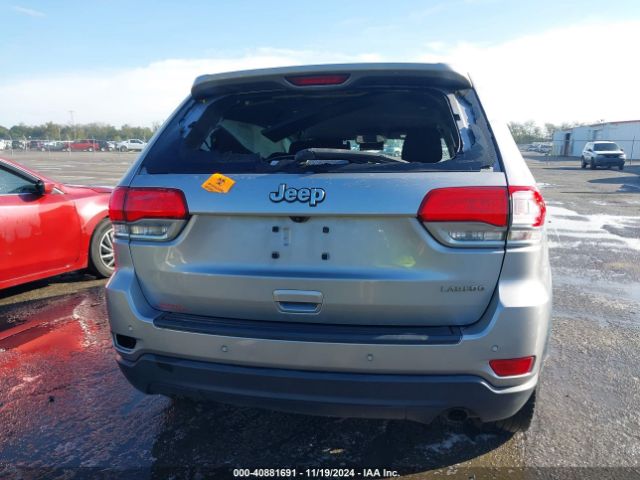 1C4RJEAGXJC277848 Jeep Grand Cherokee Laredo 4x2