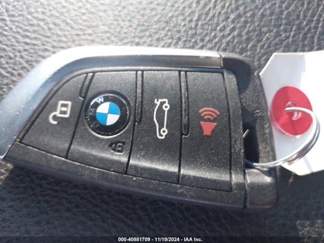 BMW X1 Xdrive28i 2017 WBXHT3C37H5F81647 Image 11