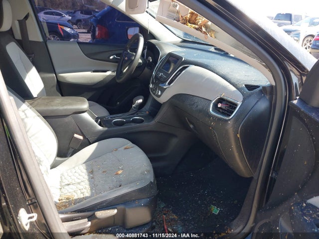Chevrolet EQUINOX LT 2019 2GNAXKEV4K6168242 Image 5