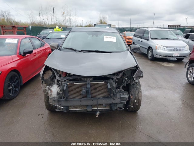 Toyota RAV4 LE 2018 JTMZFREV9JJ170643 Image 13