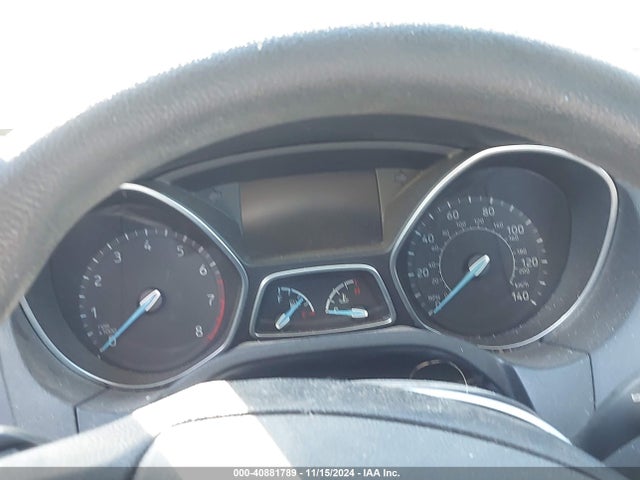 Ford FOCUS SE 2018 1FADP3F21JL212029 Image 7