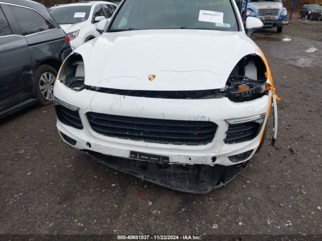 2017 PORSCHE CAYENNE WP1AA2A29HKA84489 Photo 5