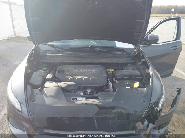 1C4PJLCB7EW319278 Jeep Cherokee Latitude