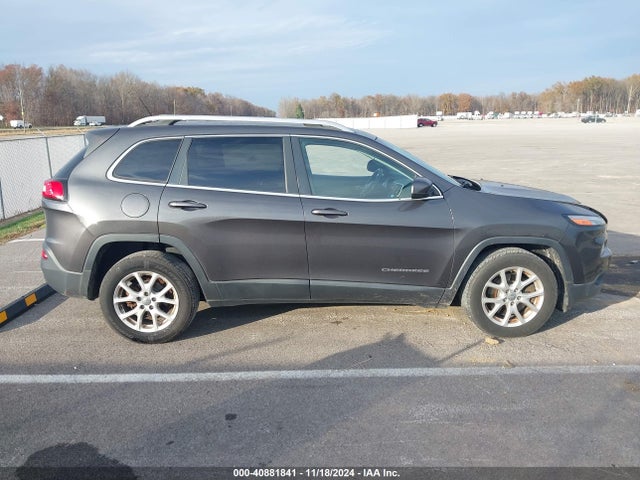 1C4PJLCB7EW319278 Jeep Cherokee Latitude